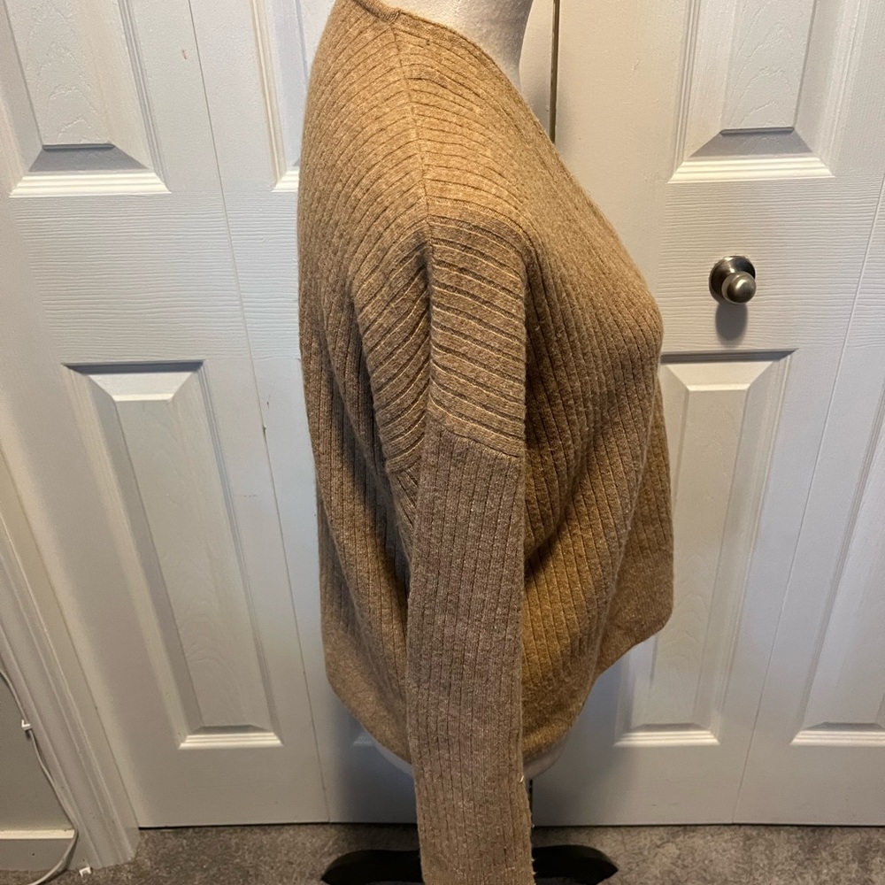 Madewell size S Oversized Women's Tan Button-Up Sweater - Picture 12 of 16